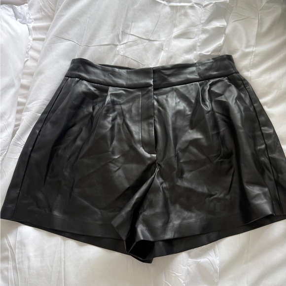 Express Pants - Express Women's High Waist Black Shorts